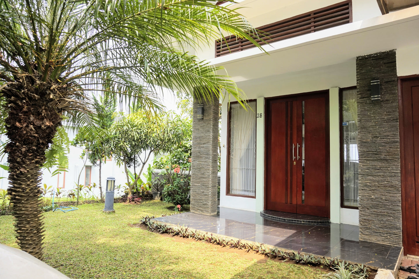 3 BR De Reiz Villa Cemara Syariah - Mountain View - Family Only