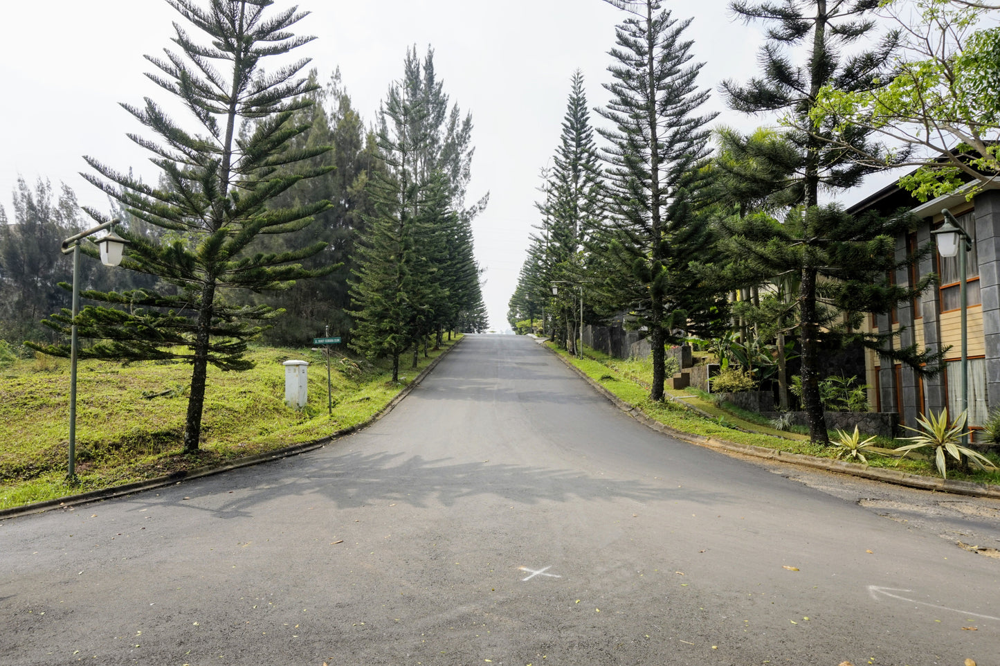 3 BR De Reiz Villa Cemara Syariah - Mountain View - Family Only
