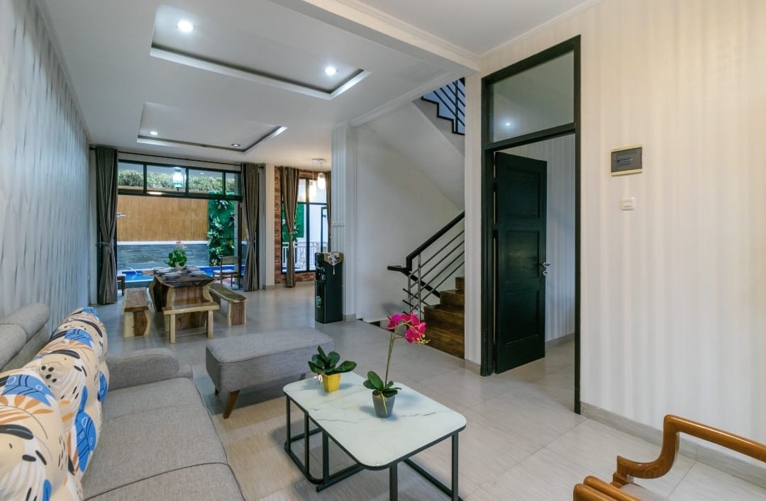 Villa Yunie Syariah, 4 BR, Private Swimming Pool
