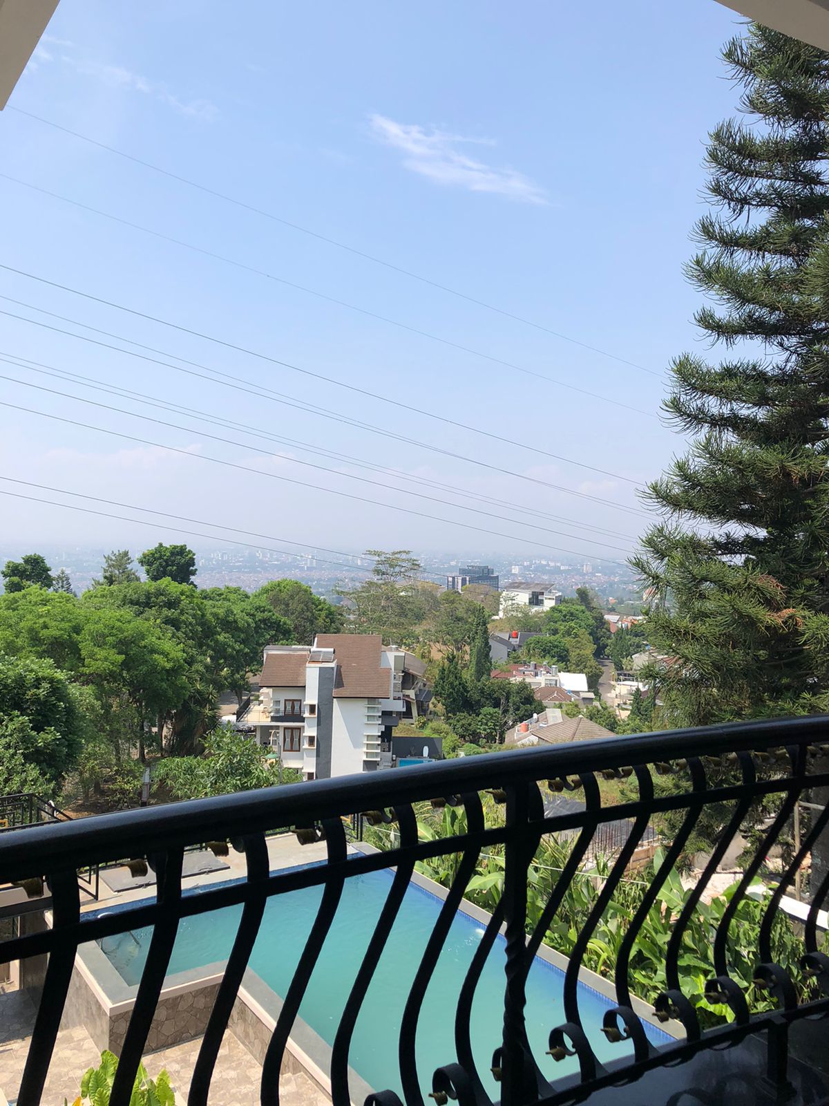 Villa Yerli Syariah, 6 kamar, Private Swimming Pool, View Indah ke kota Bandung dan ke Gunung