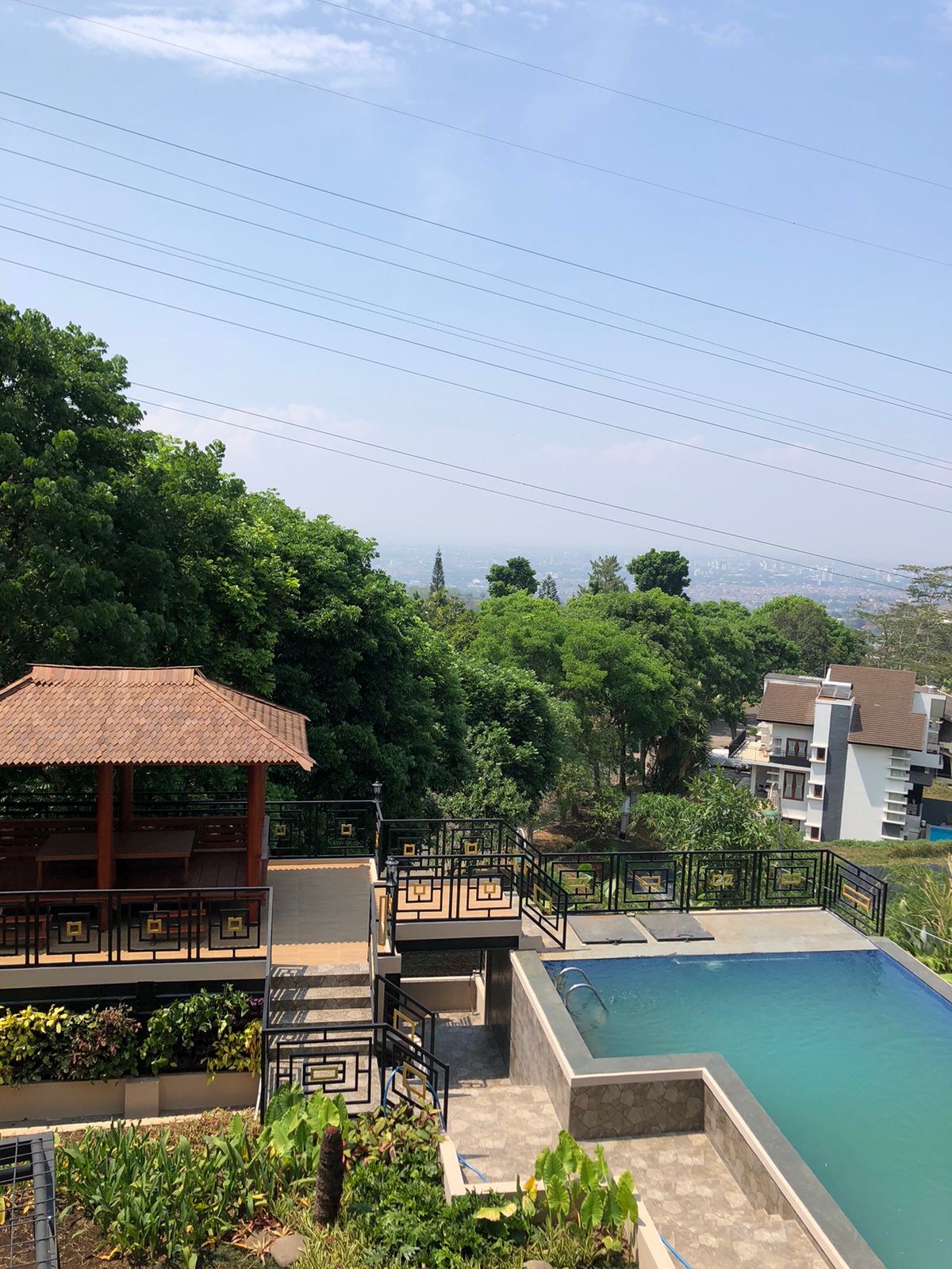Villa Yerli Syariah, 6 kamar, Private Swimming Pool, View Indah ke kota Bandung dan ke Gunung