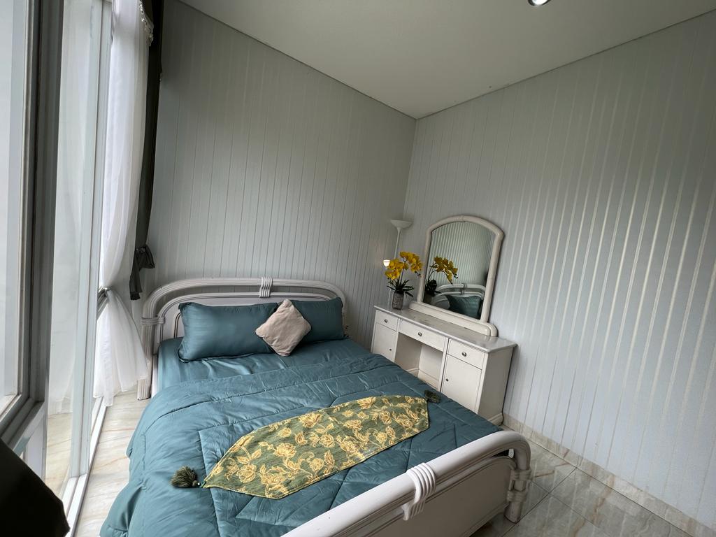 4 BR De Reiz Villa Forest Hill Syariah - Private Swiming Pool - Family Only