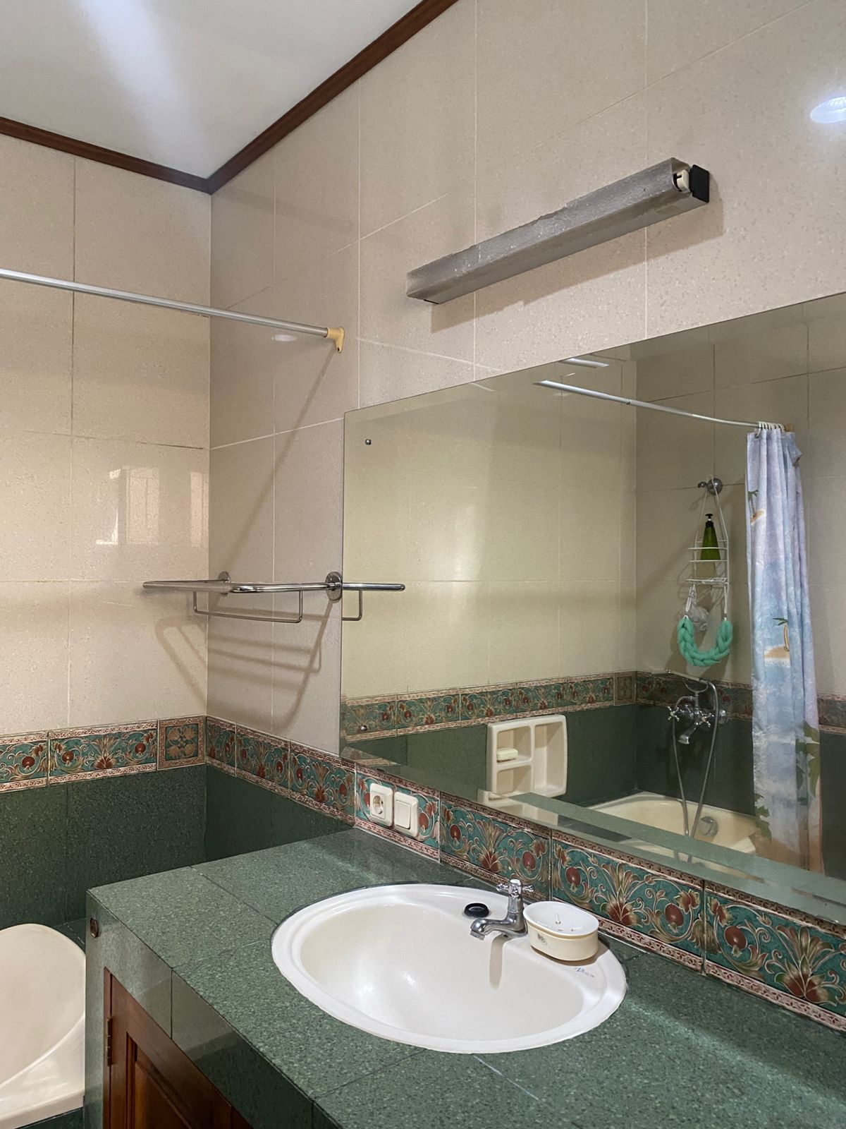 4 BR De Reiz Villa Cipaheut Syariah - Homey Villa- Family Only