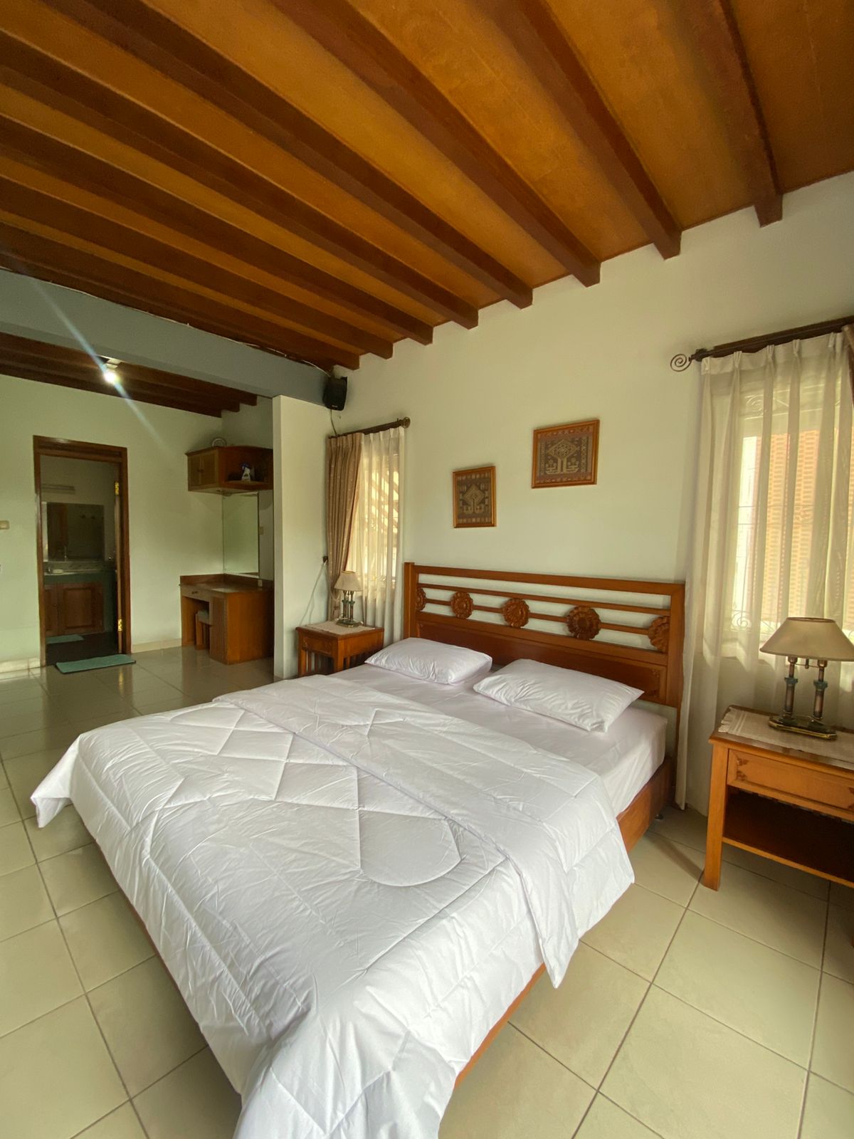 4 BR De Reiz Villa Cipaheut Syariah - Homey Villa- Family Only