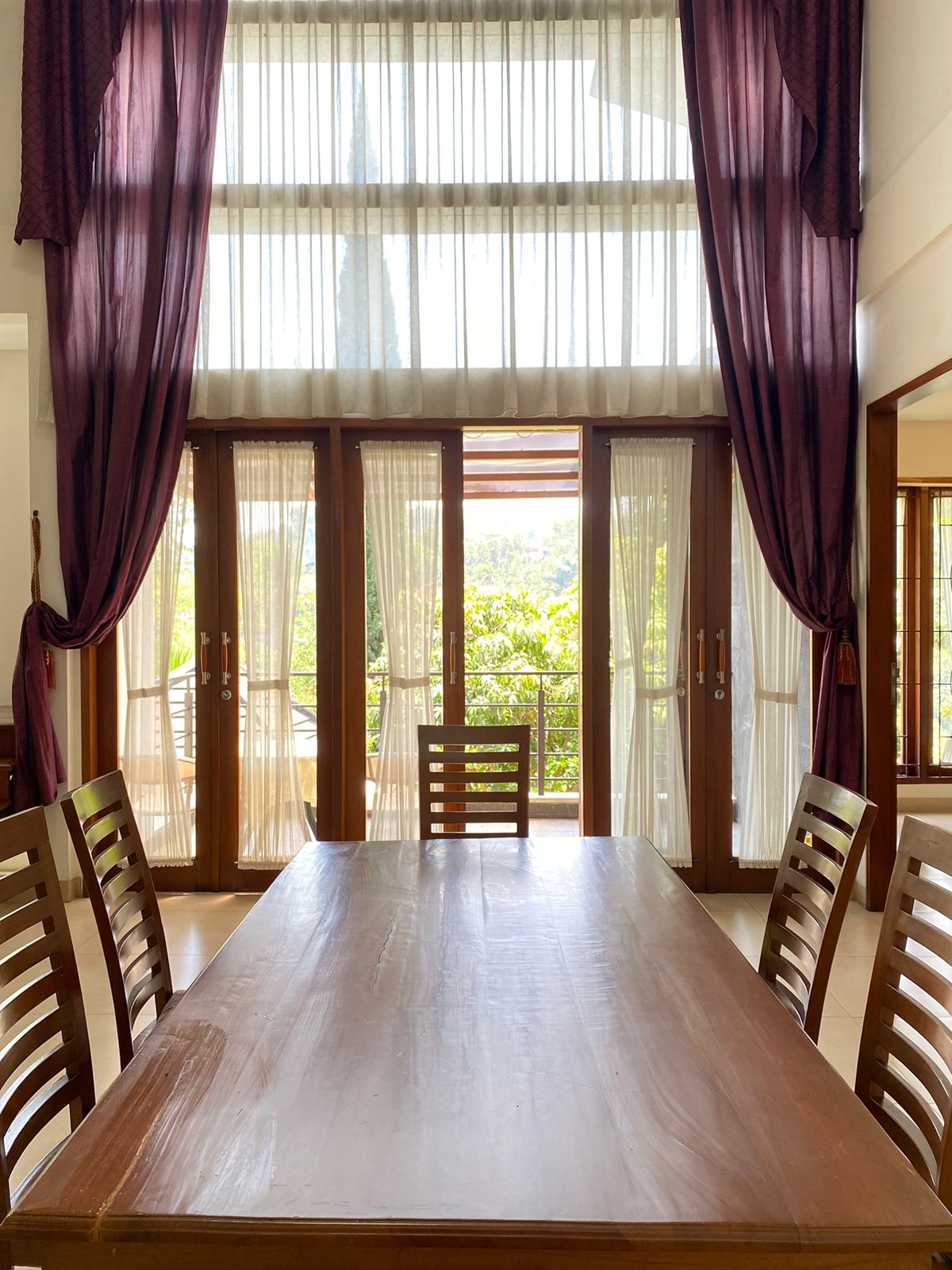4 BR De Reiz Villa Pakar Raya Syariah - Homey Villa - Family Only