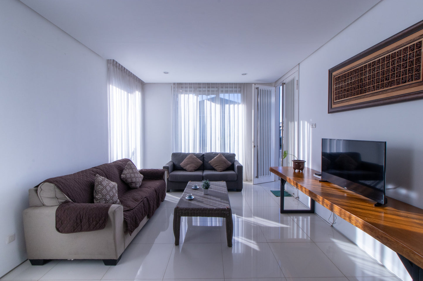 4 BR De Reiz Villa Golf Syariah - Mountain View - Family Only