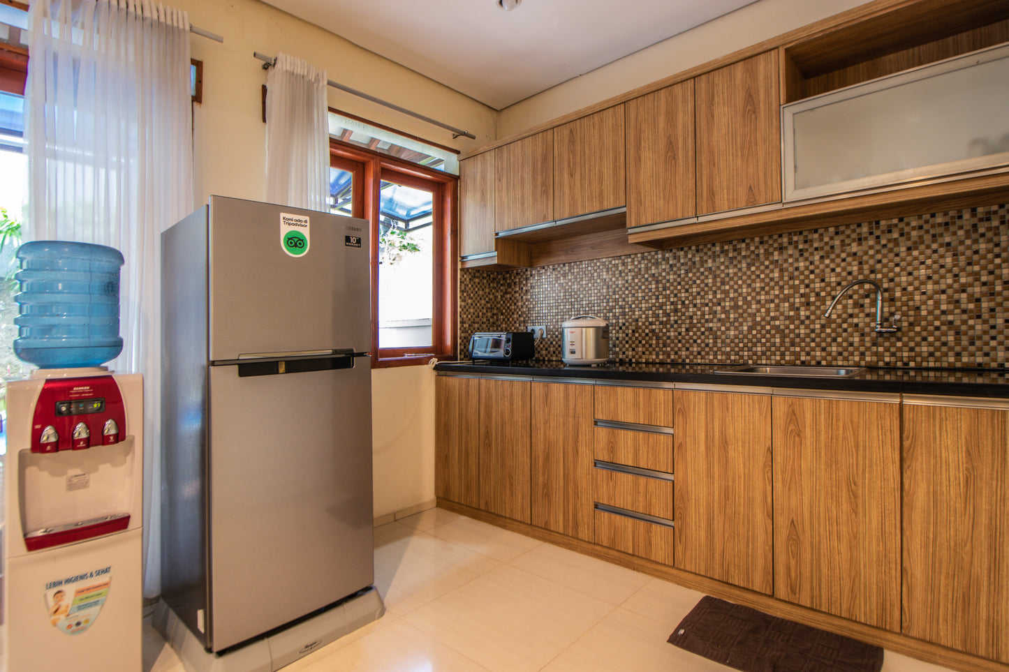 3 BR De Reiz Villa Dago Syariah - Private Swiming Pool - Family Only