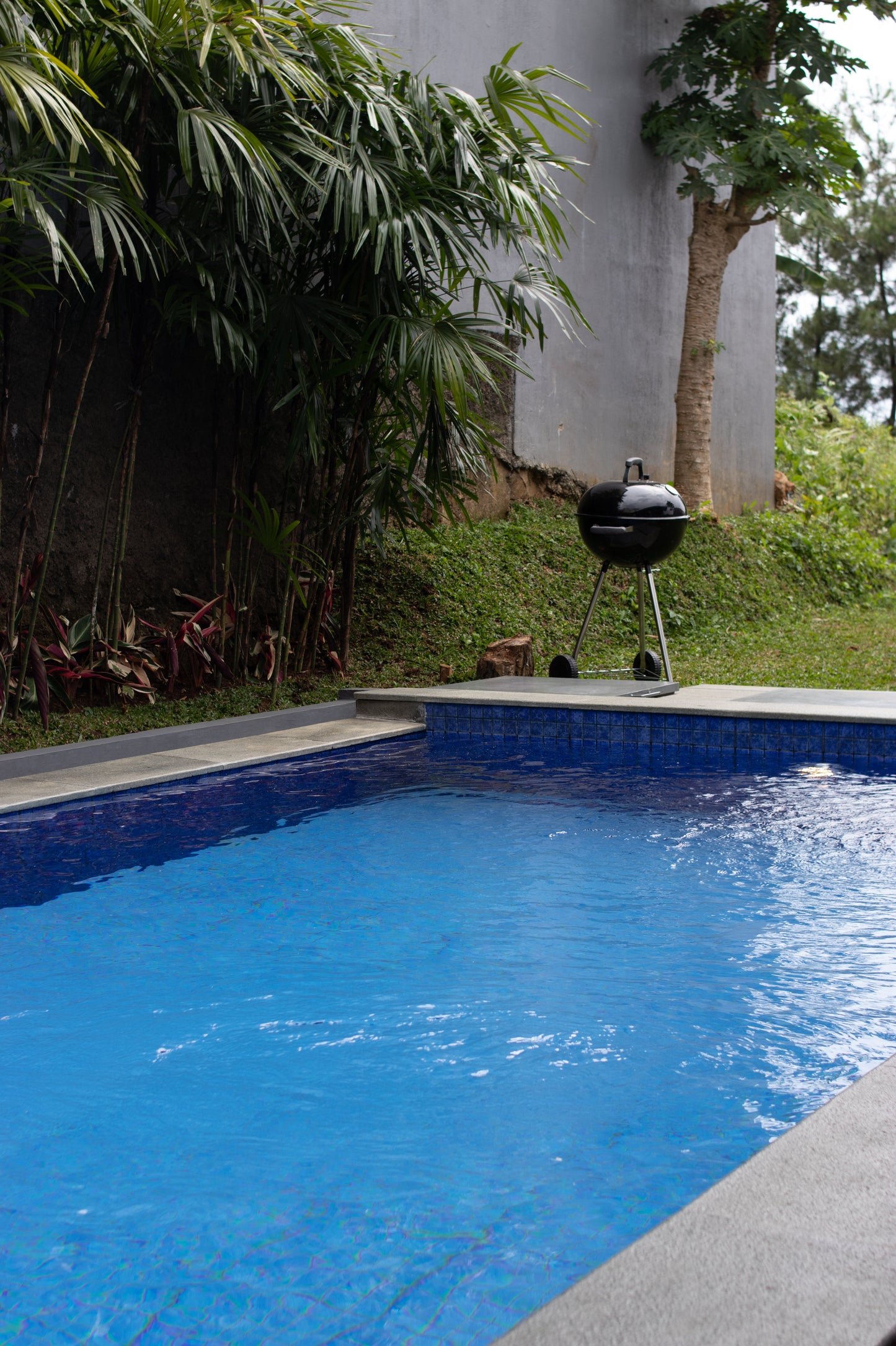 3 BR De Reiz Villa Dago Syariah - Private Swiming Pool - Family Only