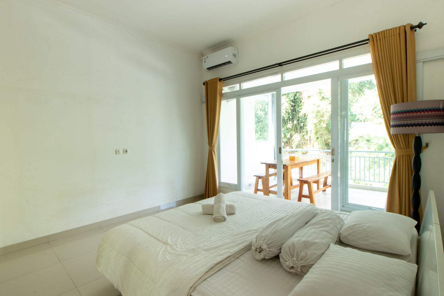 4 BR De Reiz Villa Tirta Syariah - Private Swiming Pool - Family Only