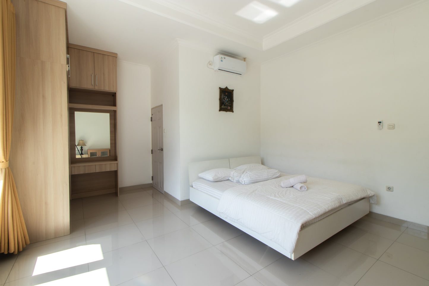 4 BR De Reiz Villa Tirta Syariah - Private Swiming Pool - Family Only