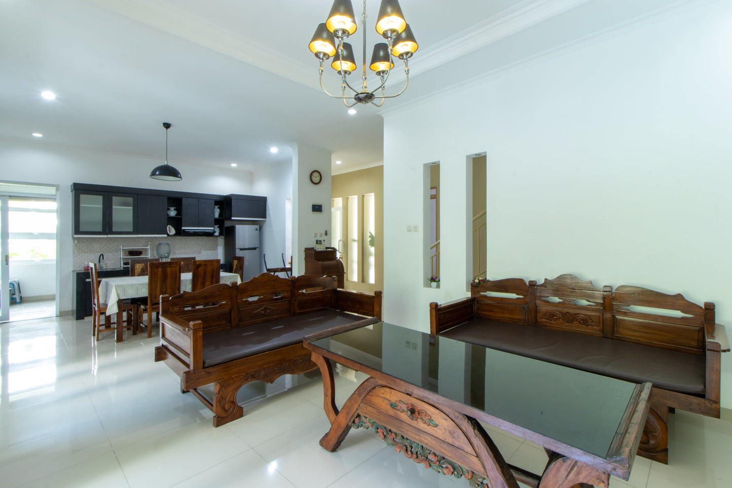 4 BR De Reiz Villa Tirta Syariah - Private Swiming Pool - Family Only