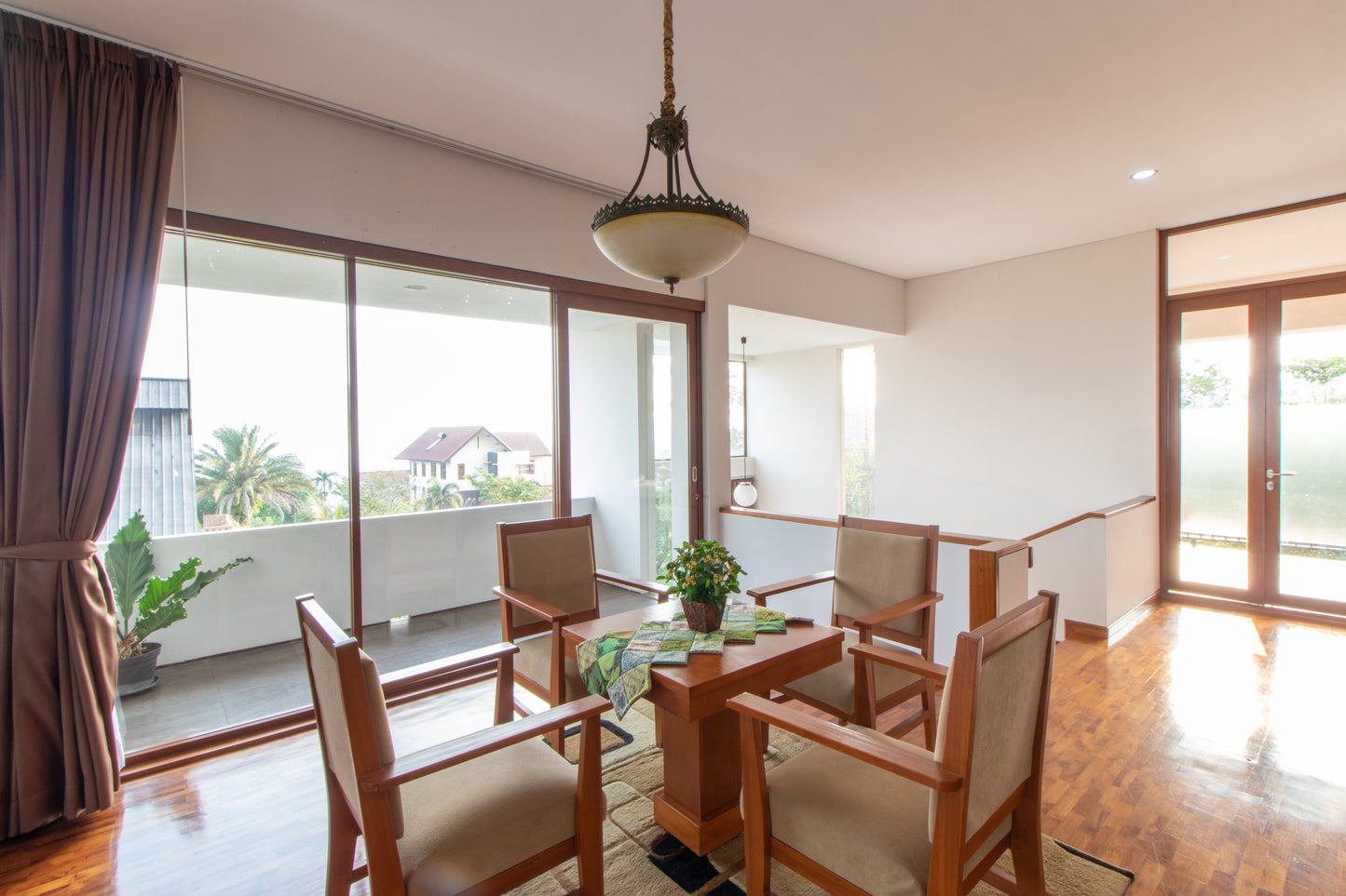 4 BR De Reiz Villa Naba Syariah - Private Swiming Pool - Family Only