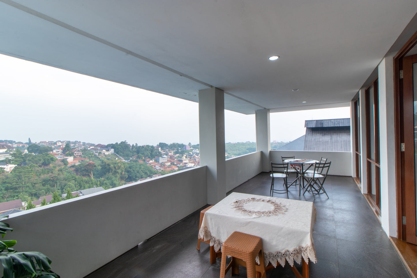 4 BR De Reiz Villa Naba Syariah - Private Swiming Pool - Family Only