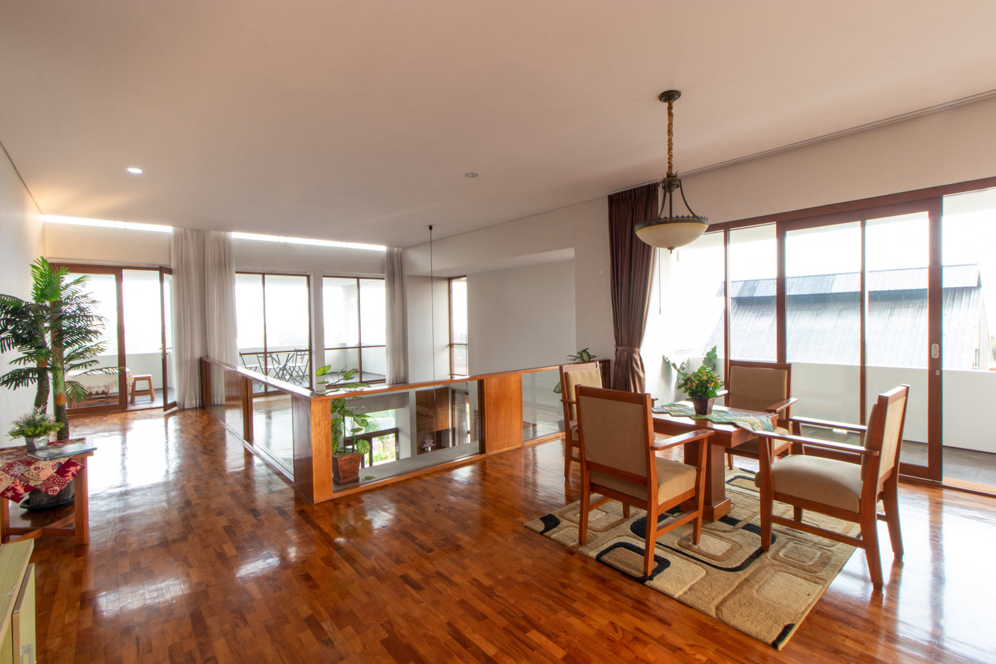 4 BR De Reiz Villa Naba Syariah - Private Swiming Pool - Family Only