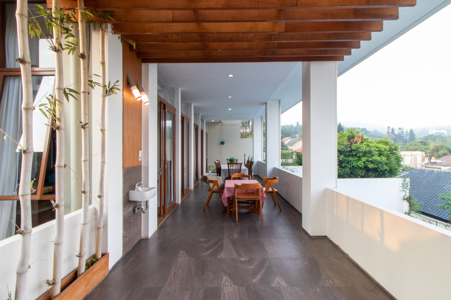 4 BR De Reiz Villa Naba Syariah - Private Swiming Pool - Family Only