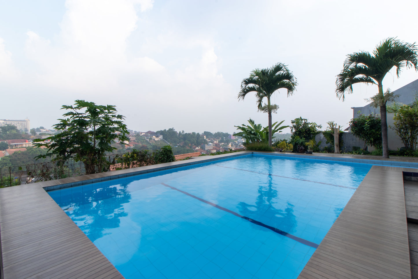 4 BR De Reiz Villa Naba Syariah - Private Swiming Pool - Family Only