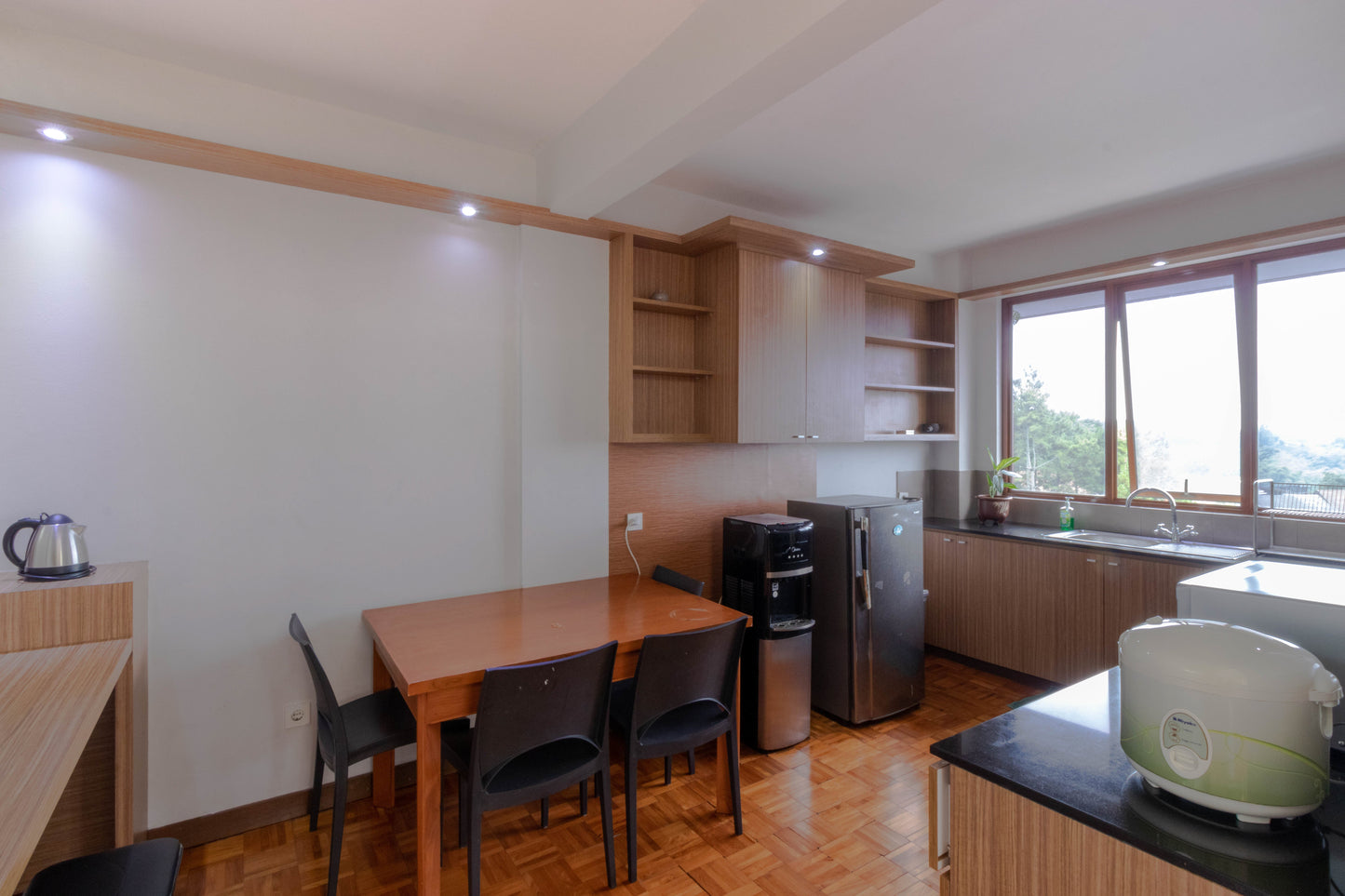 5 BR De Reiz Villa Firen Syariah - City View - Family Only