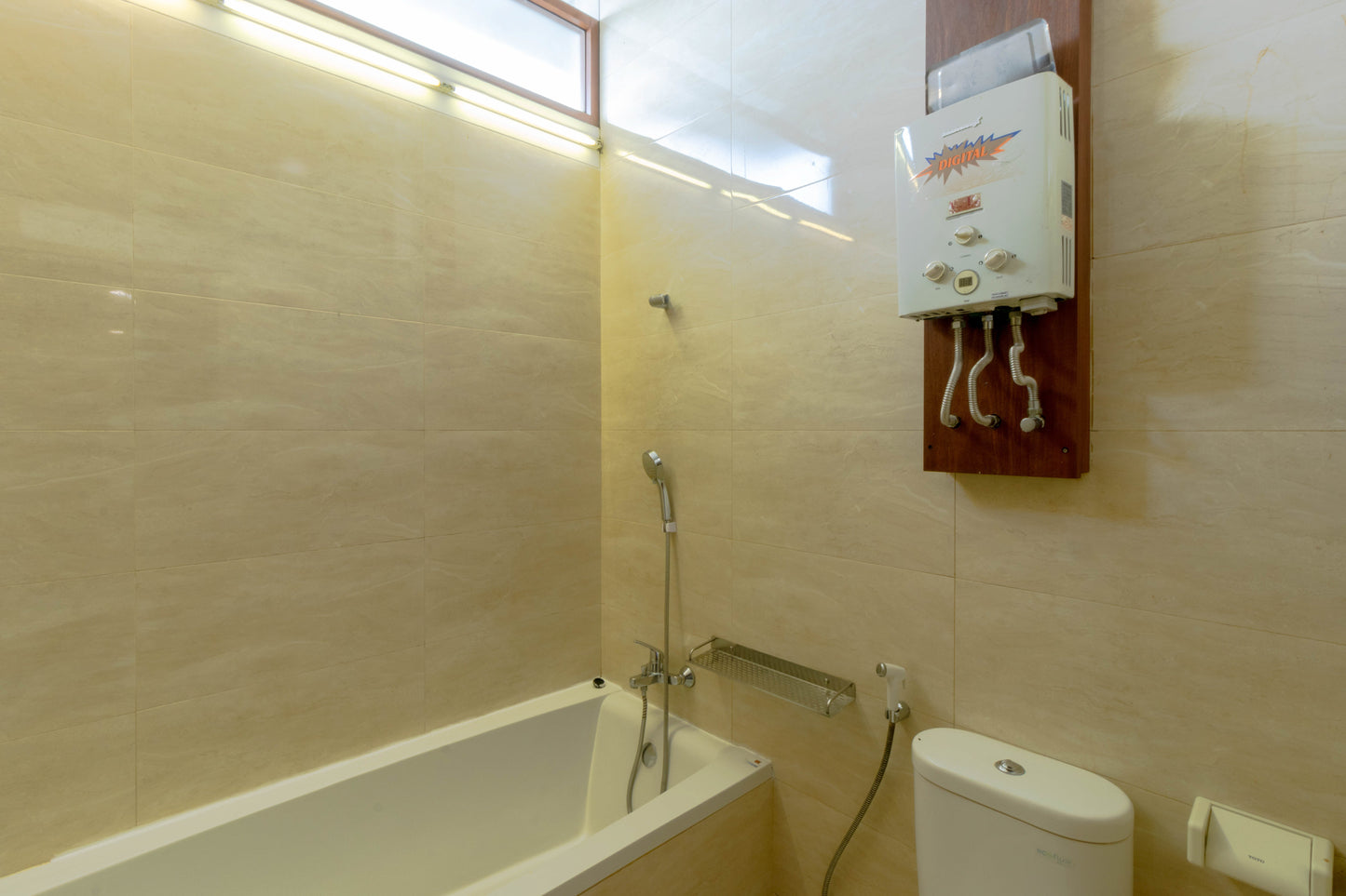 5 BR De Reiz Villa Firen Syariah - City View - Family Only