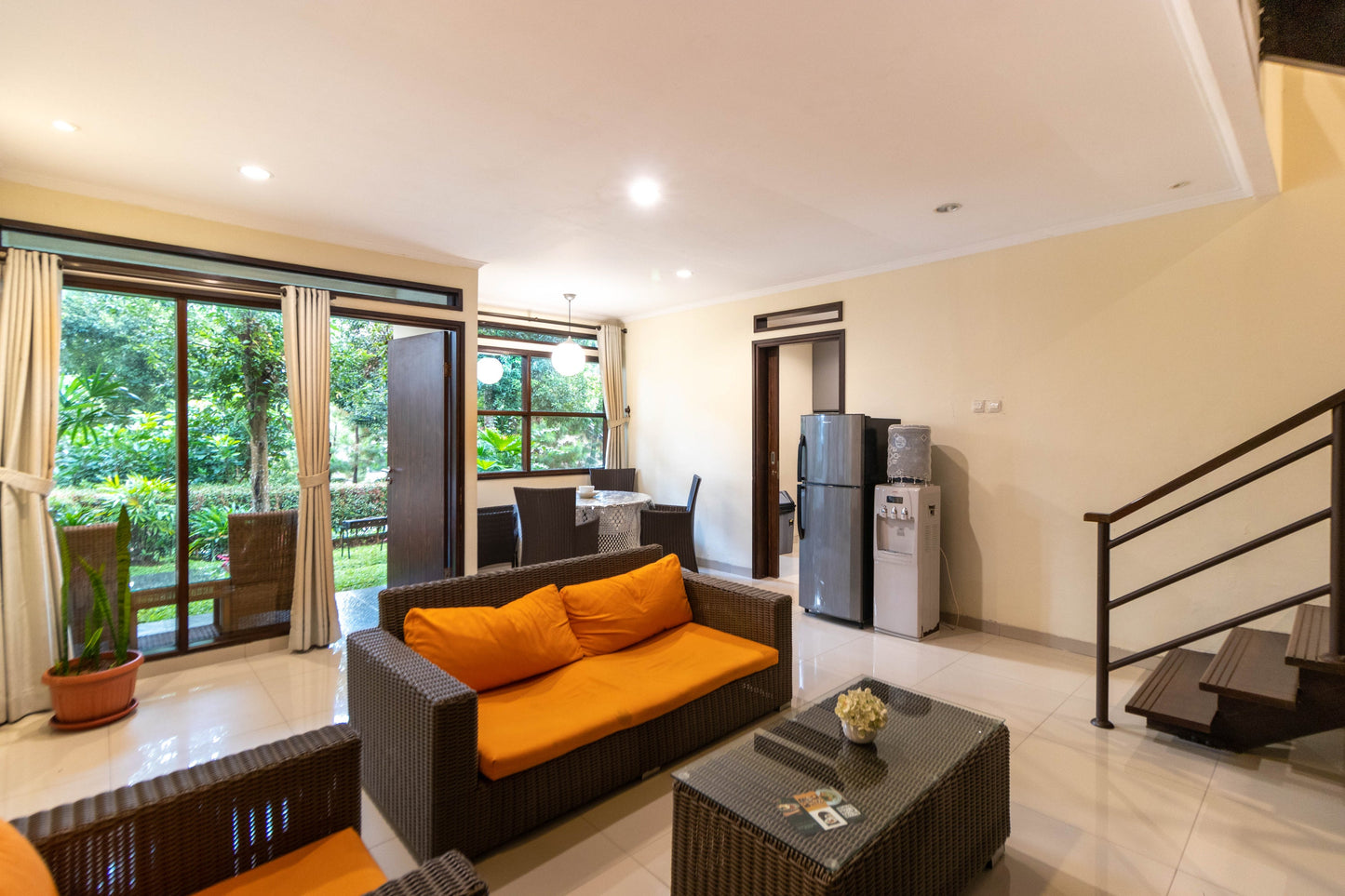 3 BR De Reiz Villa Kesuma Syariah - Mountain View - Family Only (GAds)