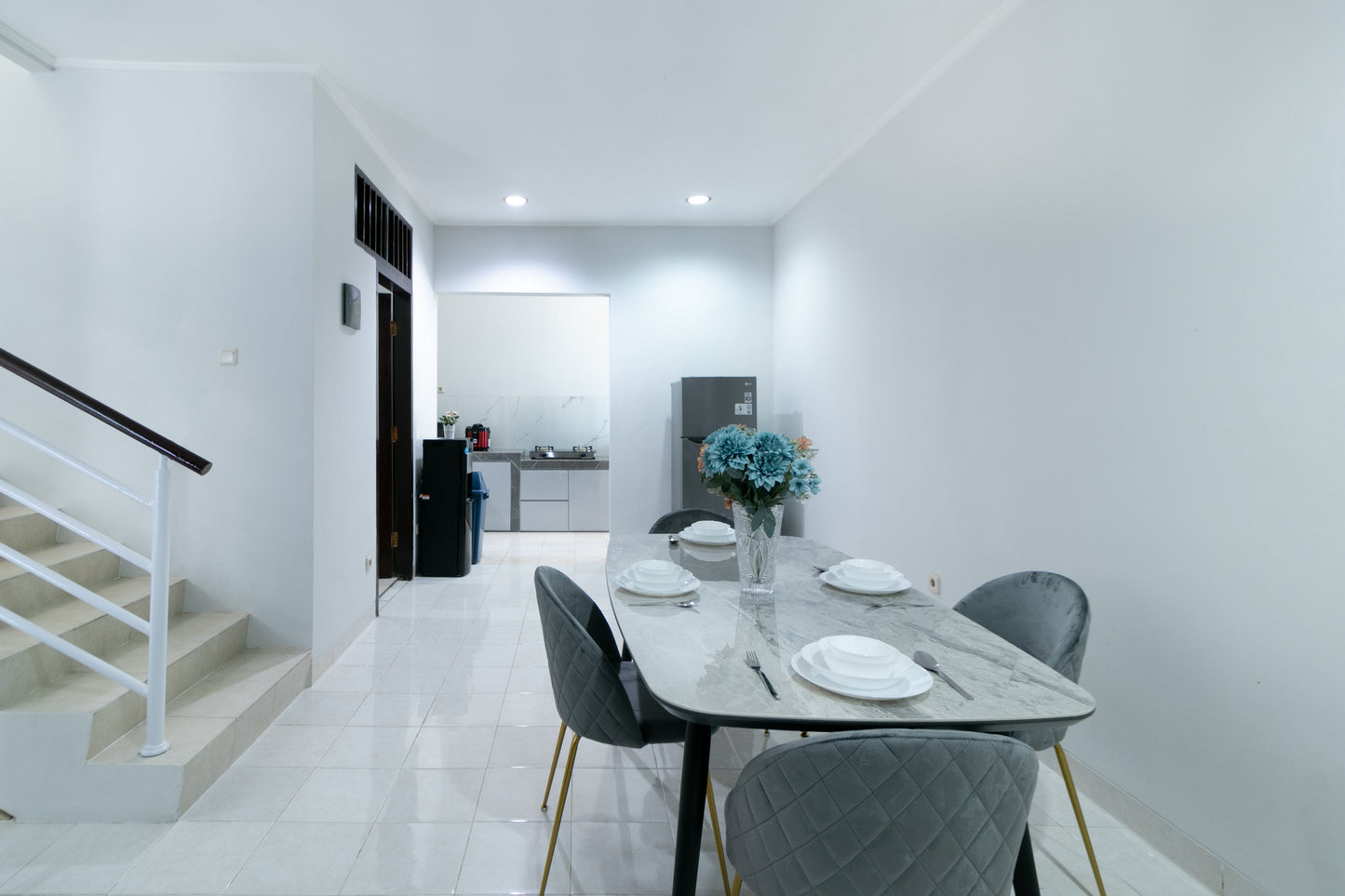 3 BR De Reiz Aisyah Villa Syariah - Private Swiming Pool - Family Only