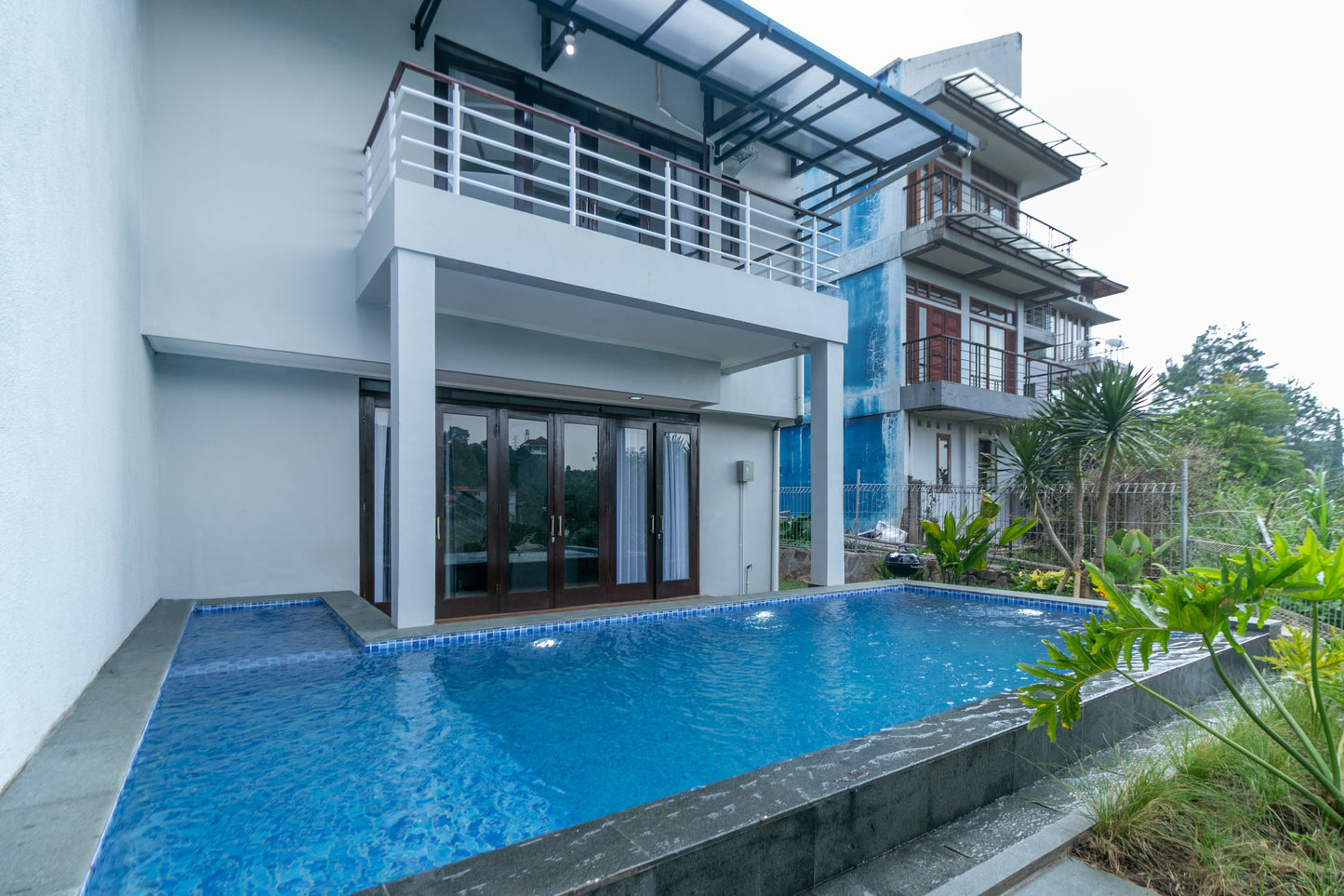 3 BR De Reiz Aisyah Villa Syariah - Private Swiming Pool - Family Only