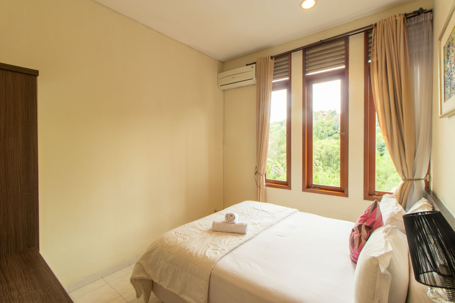 3 BR De Reiz Villa Mawar Syariah - Private Swiming Pool - Family Only