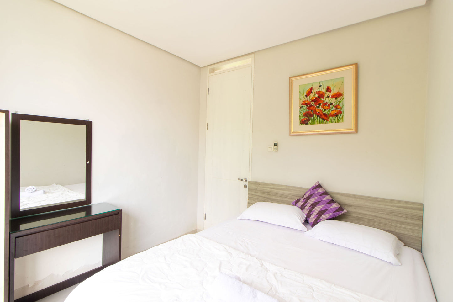 2 BR De Reiz Villa Rose Garden Syariah - City View - Family Only