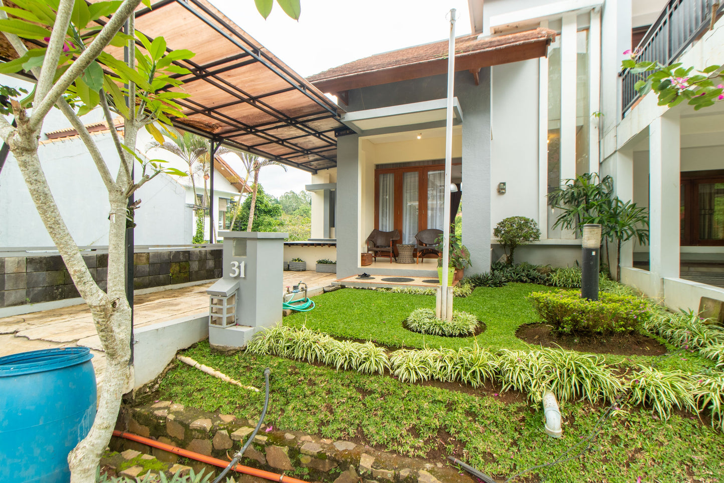 3 BR De Reiz Villa Mawar Syariah - Private Swiming Pool - Family Only