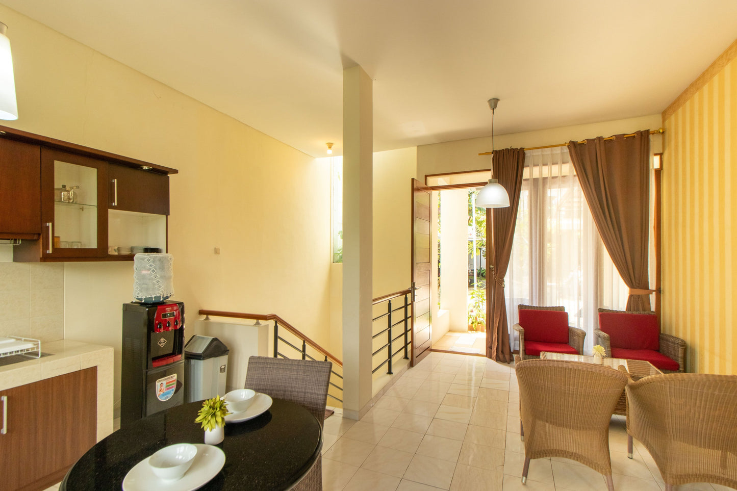 3 BR De Reiz Villa Mawar Syariah - Private Swiming Pool - Family Only