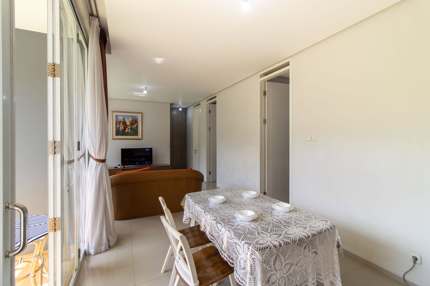 2 BR De Reiz Villa Rose Garden Syariah - City View - Family Only