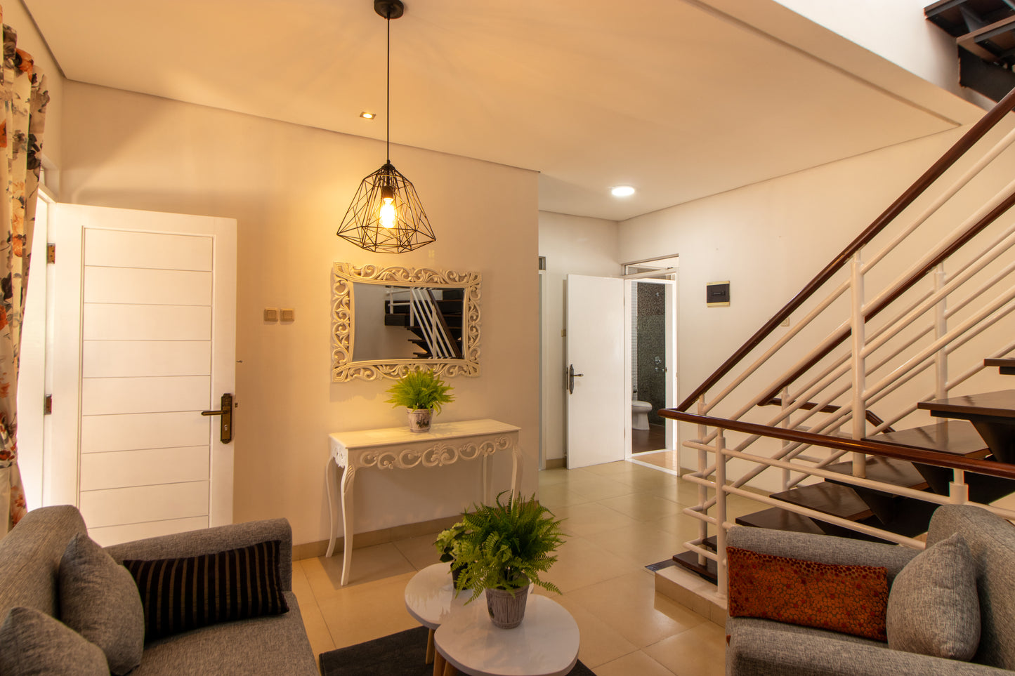 Villa Pryam Syariah, 3BR, View Indah ke Kota Bandung dan ke Bukit Dago