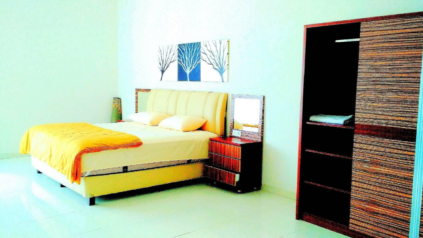 Villa Tina Syariah, 4 BR, Family Only, View Indah ke Resort Dago Pakar - De Reiz Villa