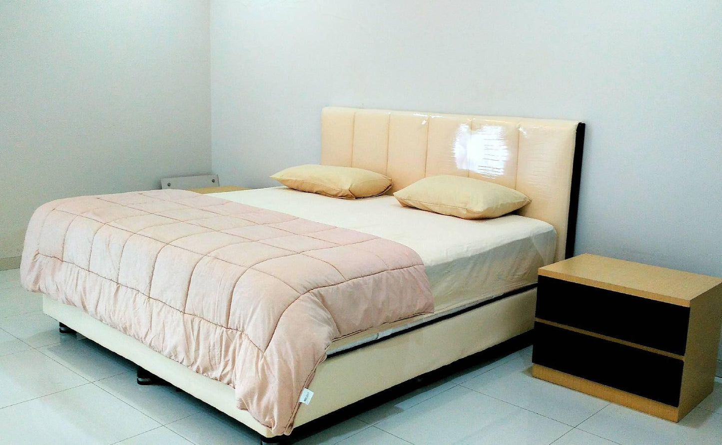 Villa Tina Syariah, 4 BR, Family Only, View Indah ke Resort Dago Pakar - De Reiz Villa