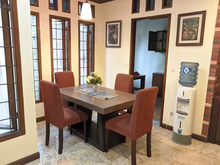 3 BR De Reiz Villa Dago35 Syariah - Budget Villa - Family Only