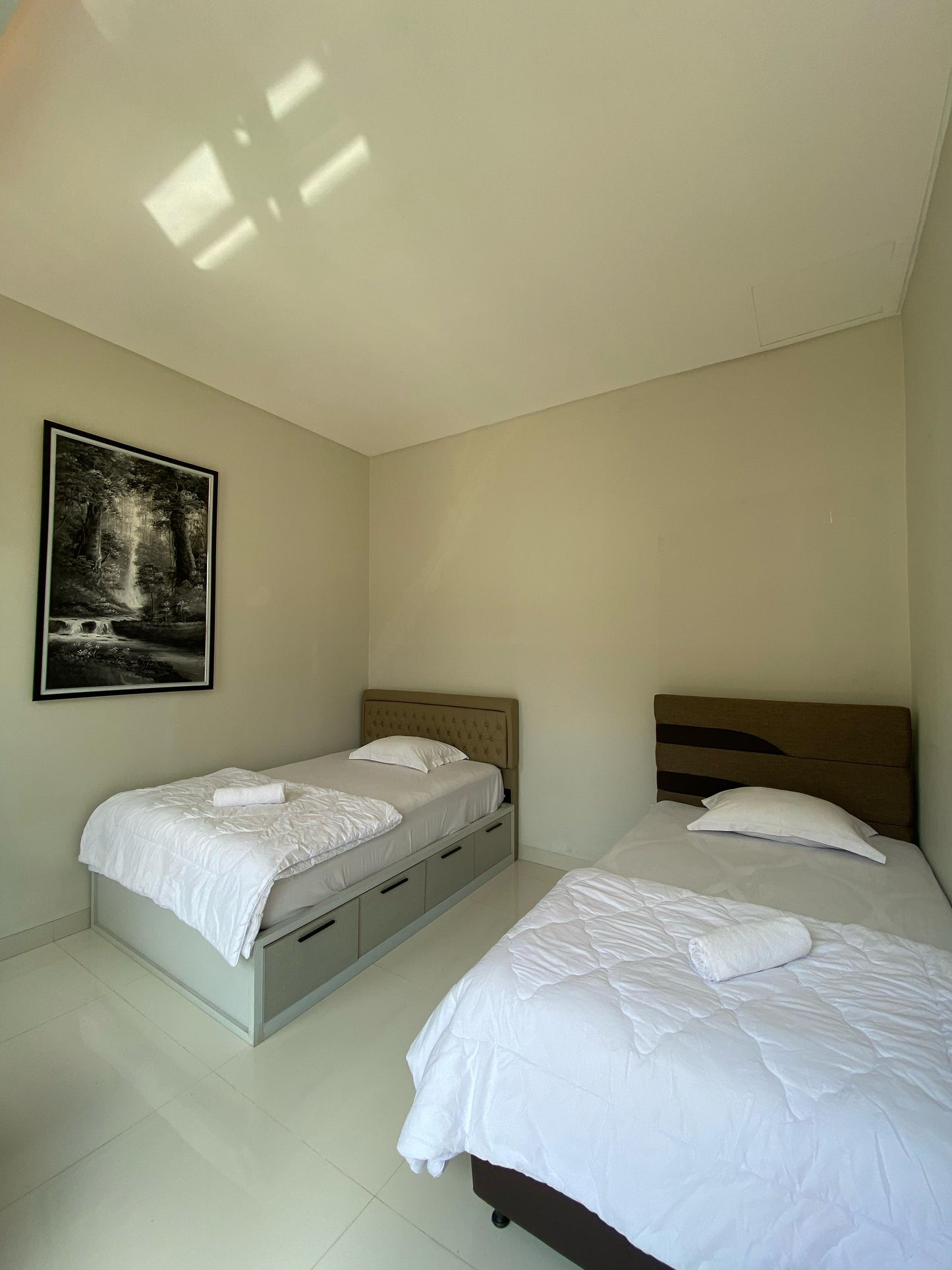 4 BR De Reiz Villa Rose Syariah - City View - Family Only