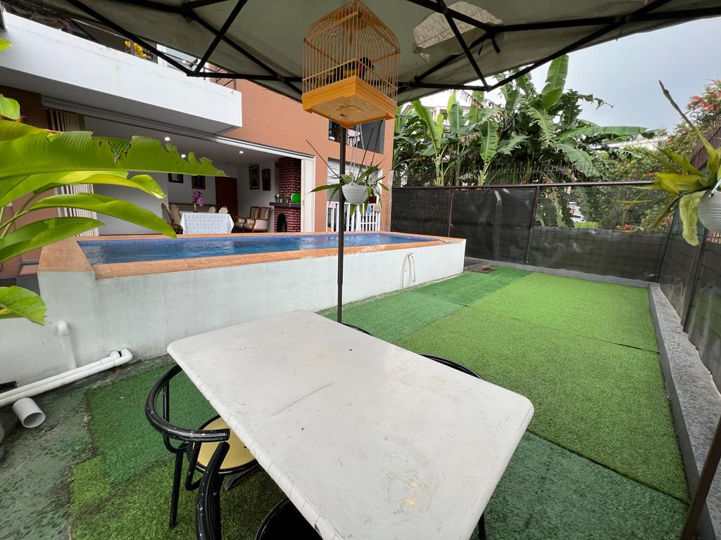 4 BR De Reiz Villa Forest Hill Syariah - Private Swiming Pool - Family Only