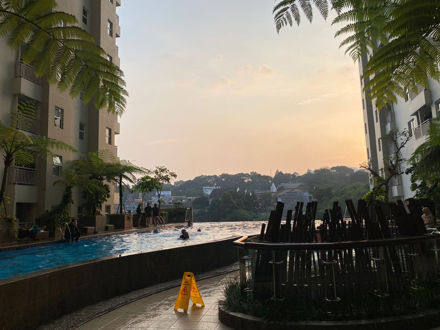2 BR Apartment Pares 25 - City View - Family Only