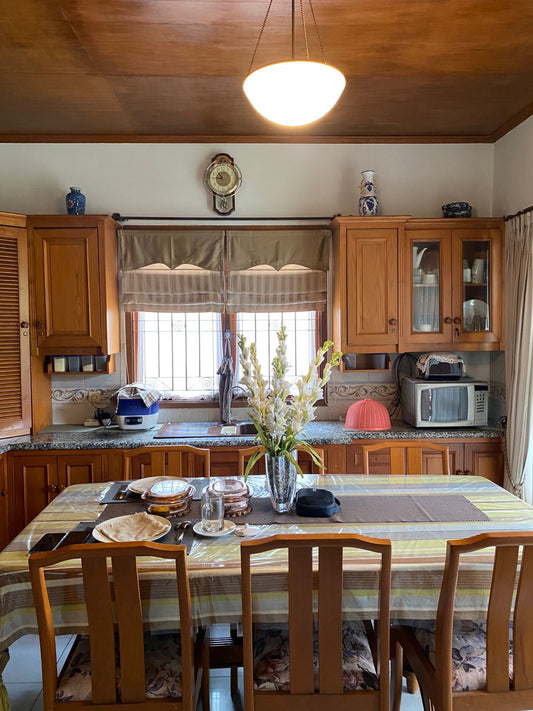 4 BR De Reiz Villa Cipaheut Syariah - Homey Villa- Family Only