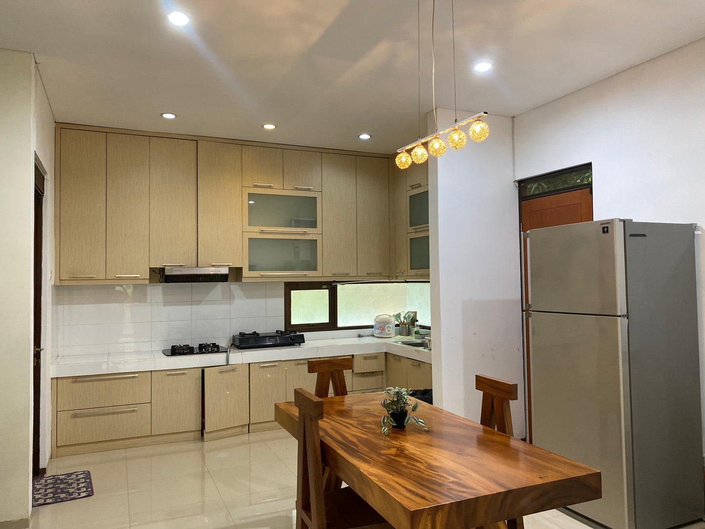 4 BR De Reiz Villa Iris Syariah - Mountain View - Family Only