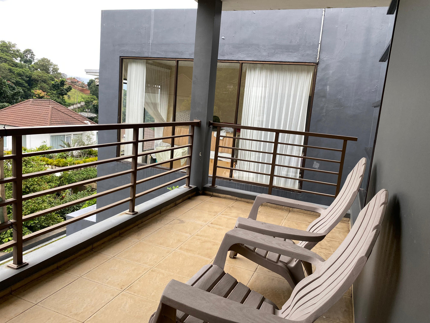 4 BR De Reiz Villa Iris Syariah - Mountain View - Family Only