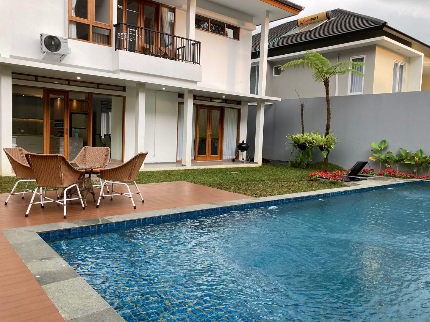 Villa Ara Syariah, 4 BR, Private Swimming Pool, Familiy Only - Sewa Villa di Bandung